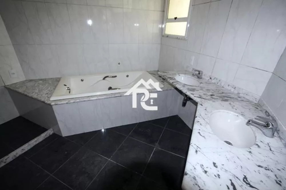 Casa, 4 quartos, 303 m² - Foto 25
