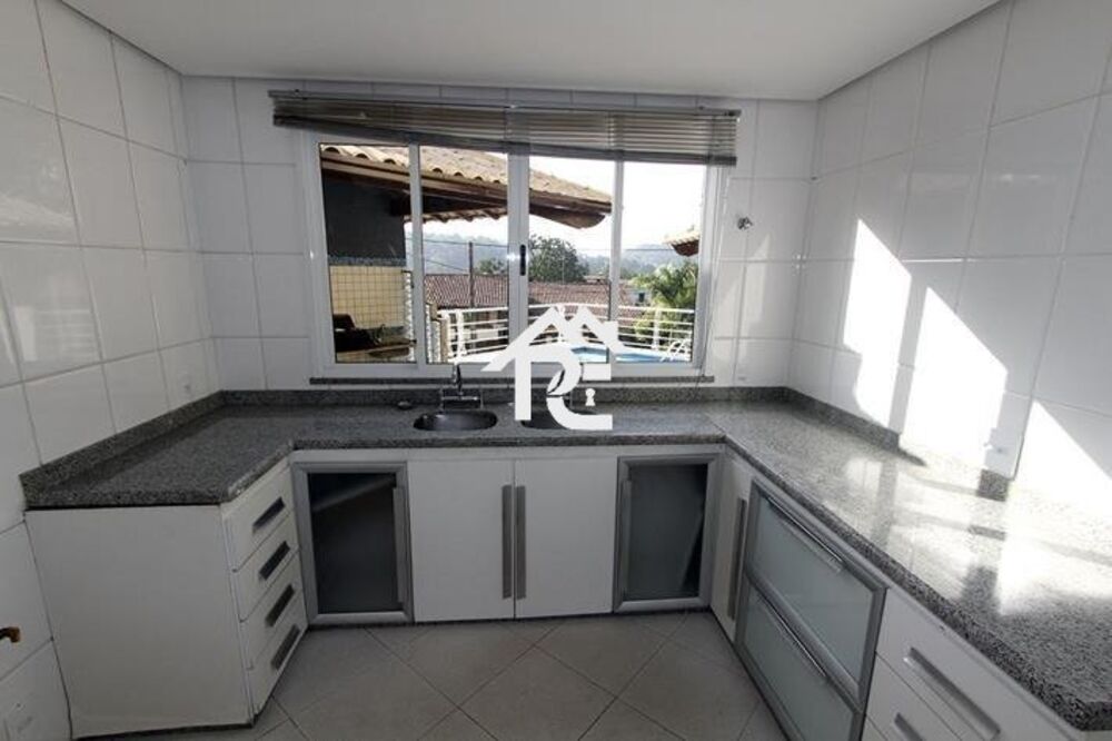 Casa, 4 quartos, 303 m² - Foto 6