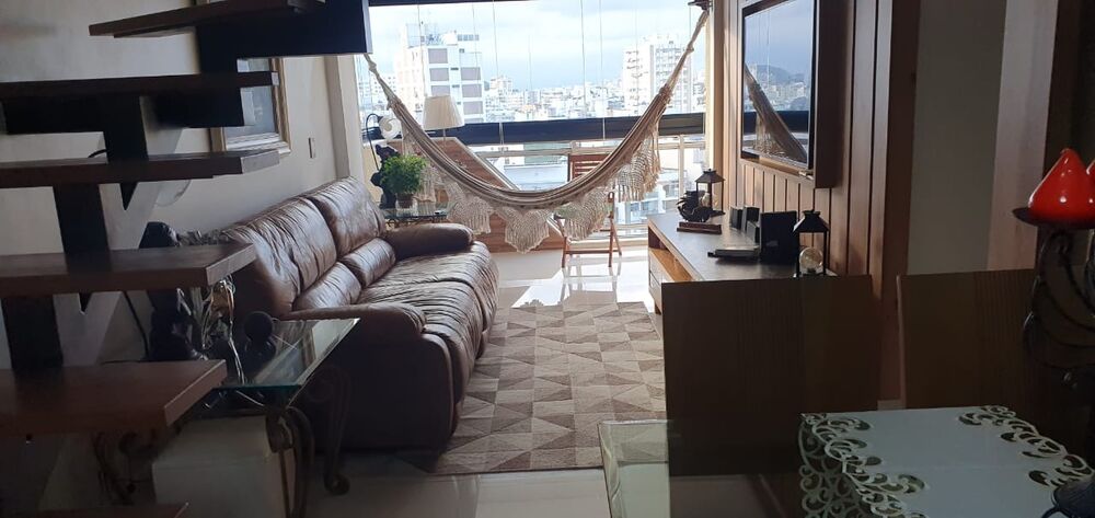 Cobertura à venda com 3 quartos, 220m² - Foto 1