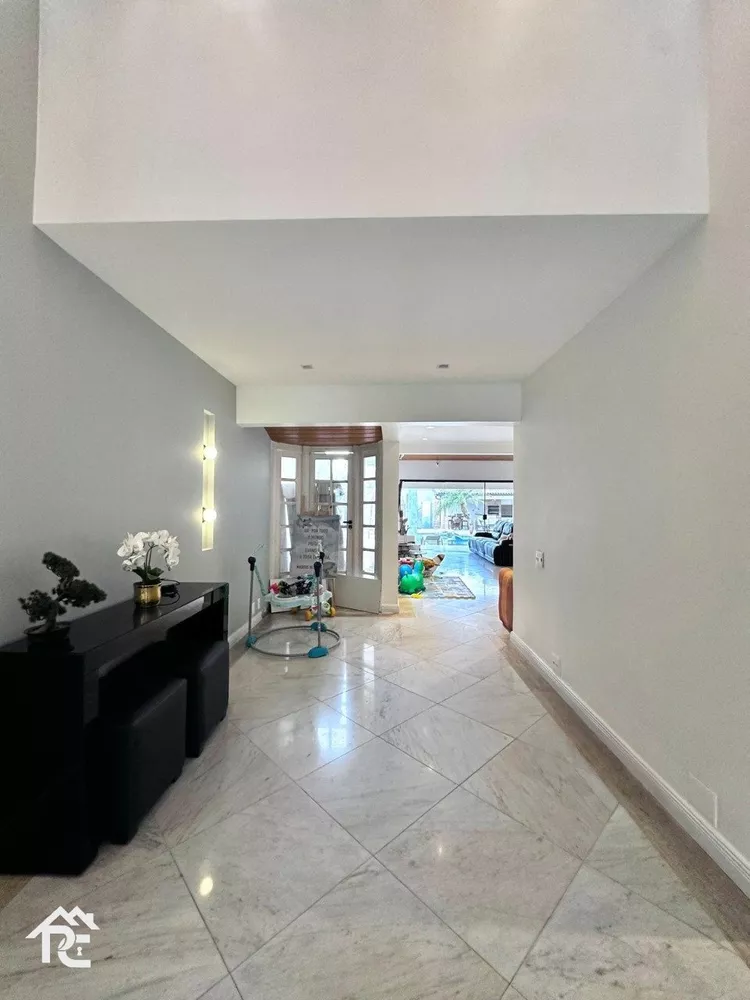 Casa, 4 quartos, 300 m² - Foto 17