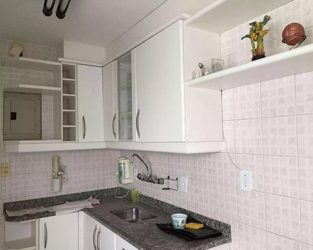 Apartamento à venda com 3 quartos, 110m² - Foto 3