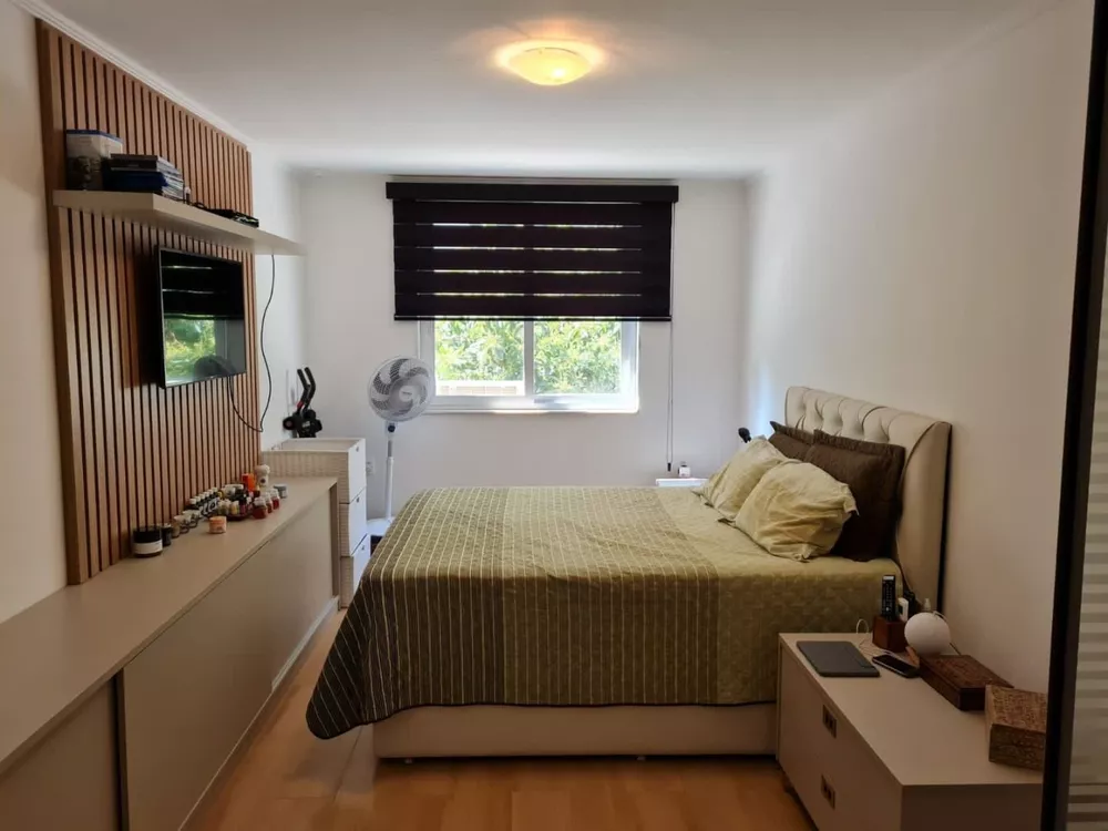 Apartamento à venda com 3 quartos, 140m² - Foto 3