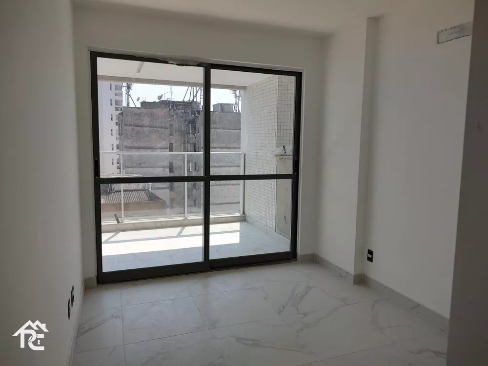 Apartamento à venda com 3 quartos, 121m² - Foto 3