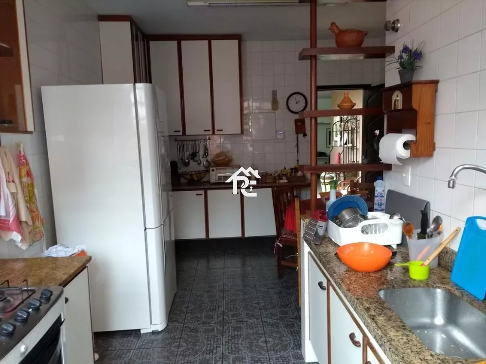 Casa, 4 quartos, 250 m² - Foto 10