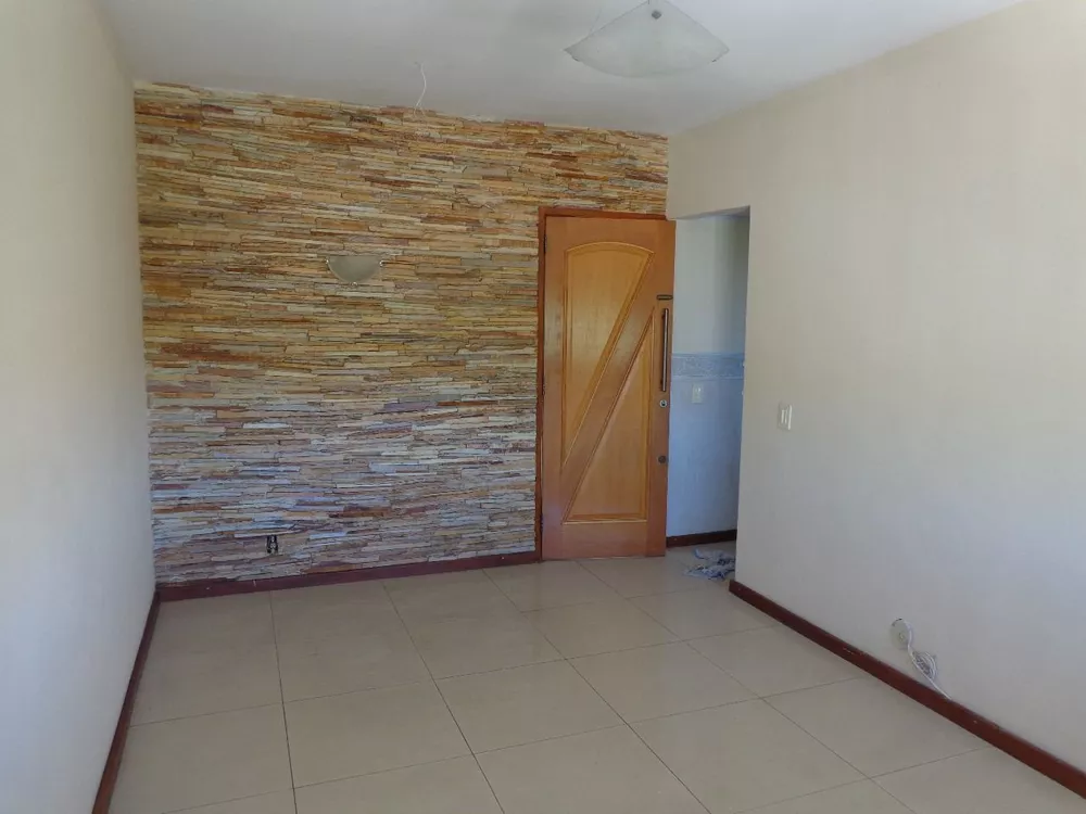 Apartamento à venda com 2 quartos, 72m² - Foto 3