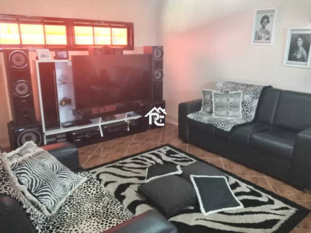 Casa, 3 quartos, 265 m² - Foto 4