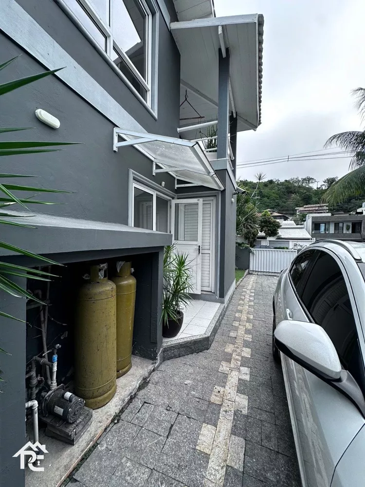 Casa, 3 quartos, 247 m² - Foto 47