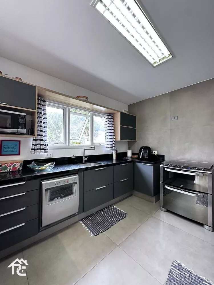 Casa, 3 quartos, 247 m² - Foto 39