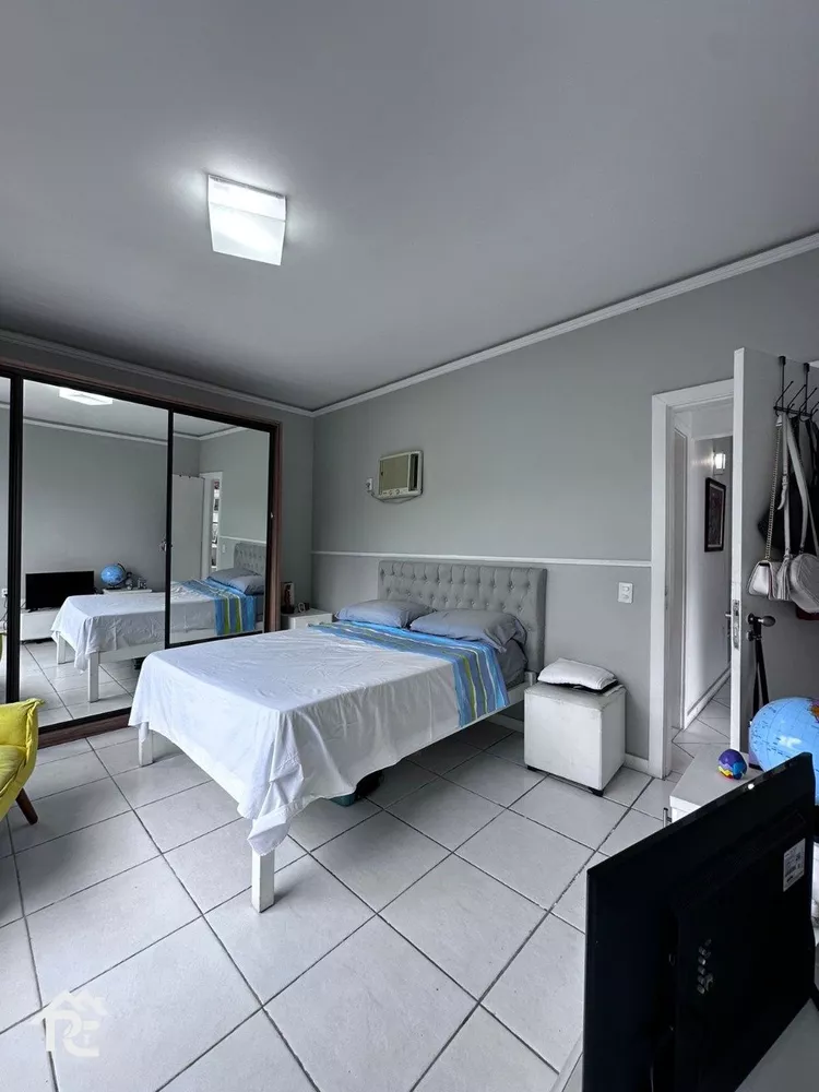 Casa, 3 quartos, 247 m² - Foto 63