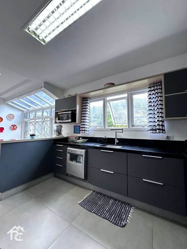 Casa, 3 quartos, 247 m² - Foto 69