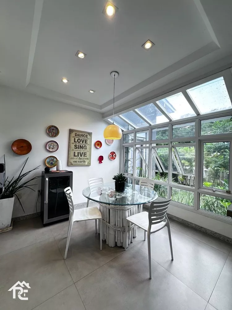 Casa, 3 quartos, 247 m² - Foto 46