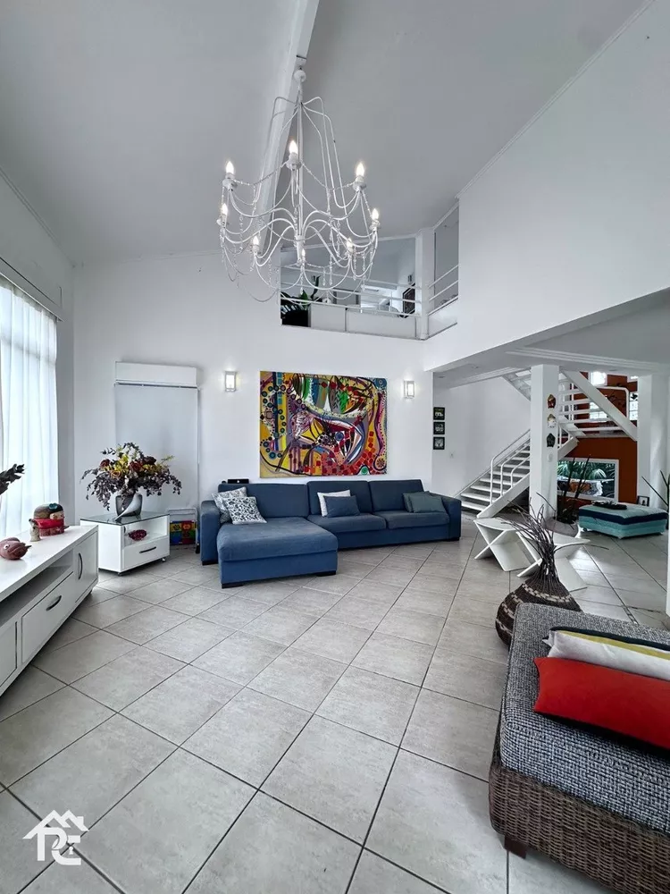 Casa, 3 quartos, 247 m² - Foto 9