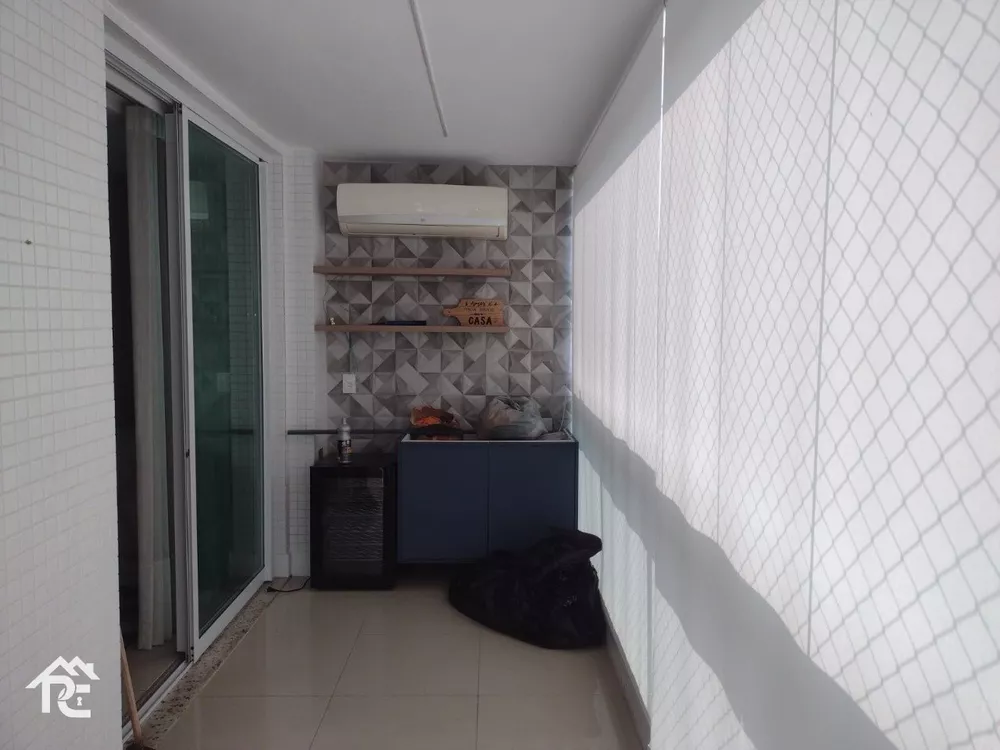 Apartamento à venda com 3 quartos, 120m² - Foto 2