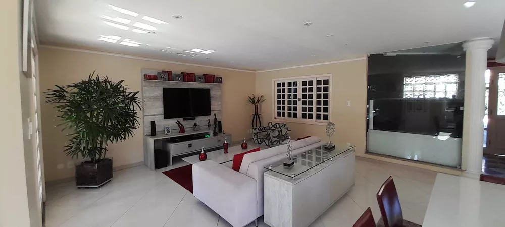 Casa, 3 quartos, 280 m² - Foto 2