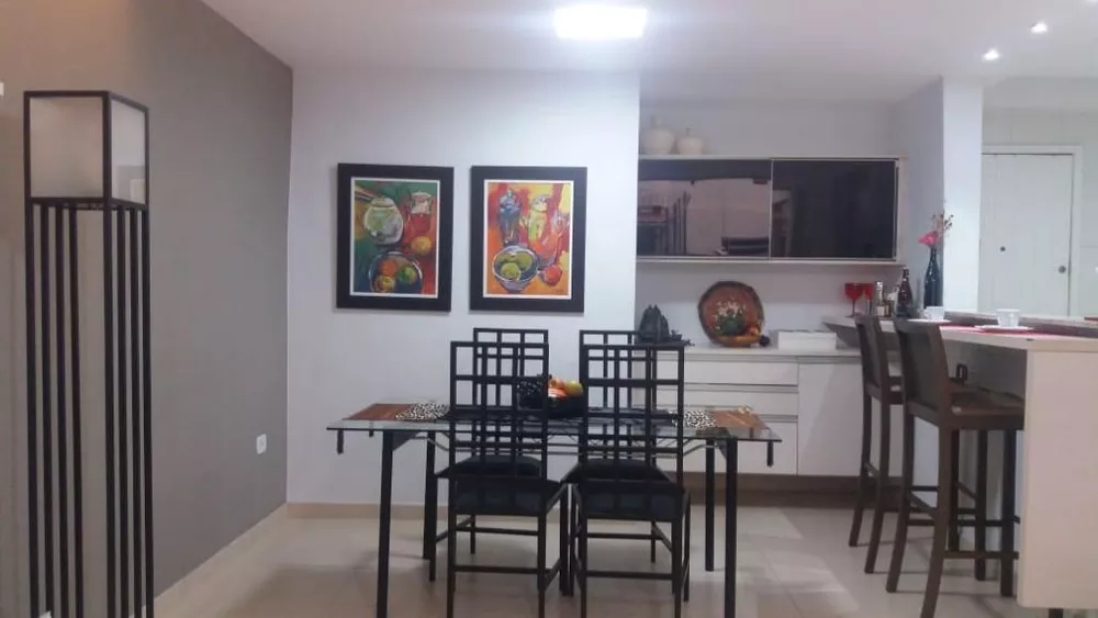 Apartamento à venda com 3 quartos, 165m² - Foto 1