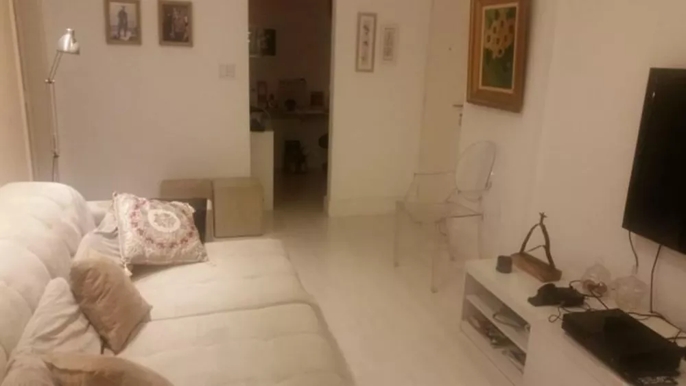 Apartamento à venda com 2 quartos, 66m² - Foto 2