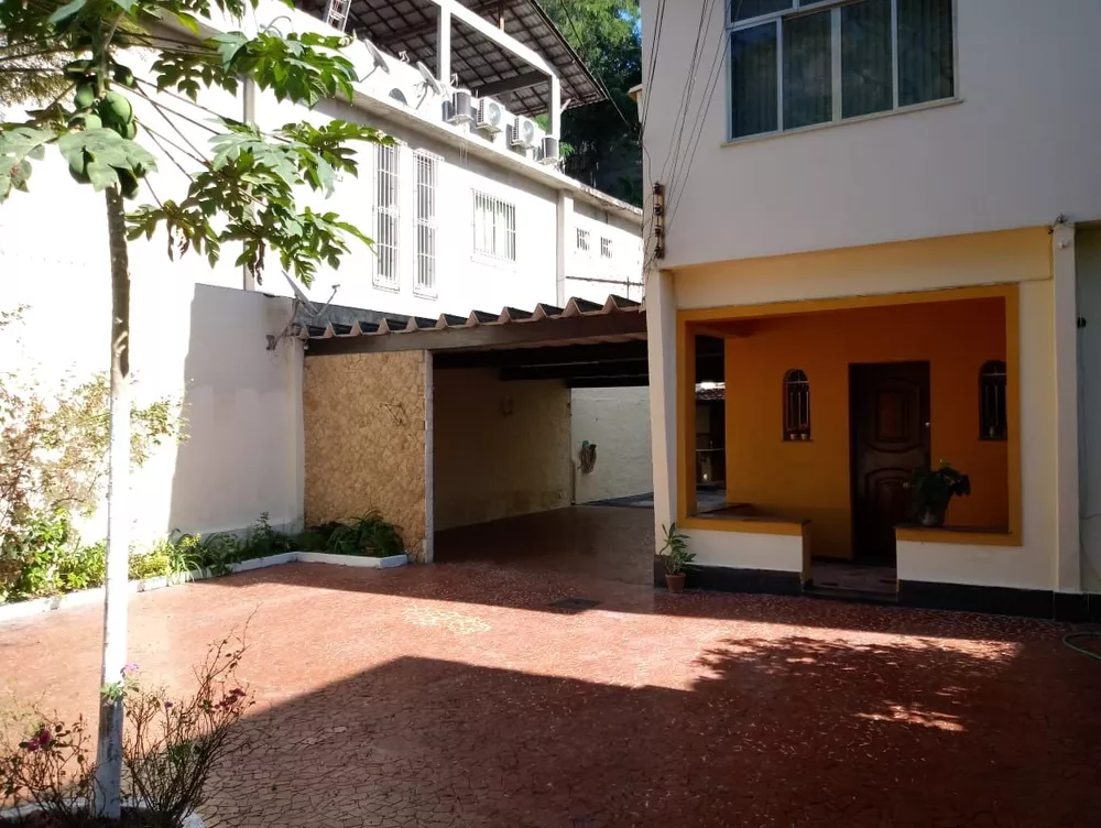 Casa, 2 quartos, 240 m² - Foto 1