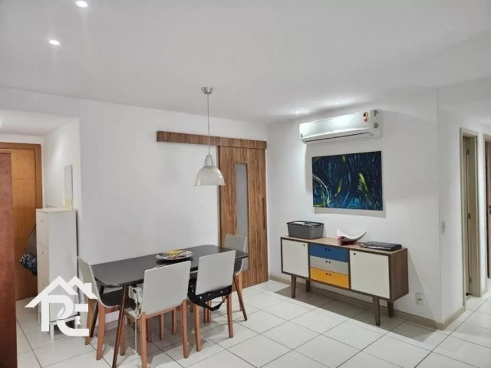 Apartamento à venda com 3 quartos, 90m² - Foto 2