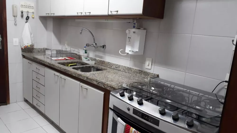 Apartamento à venda com 3 quartos, 95m² - Foto 15