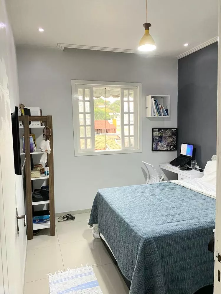 Apartamento à venda com 2 quartos, 61m² - Foto 1