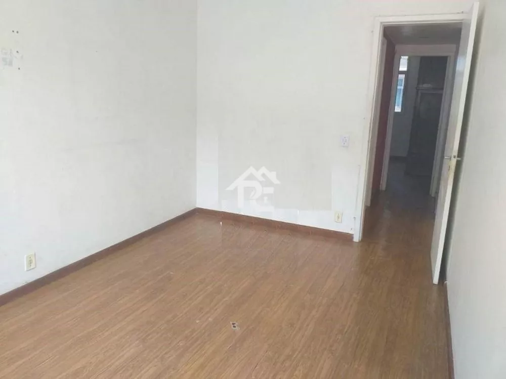 Apartamento à venda com 2 quartos, 66m² - Foto 3