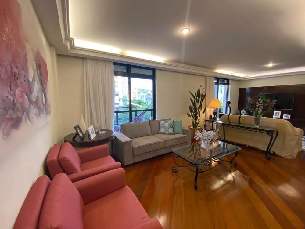 Apartamento à venda com 3 quartos, 185m² - Foto 4