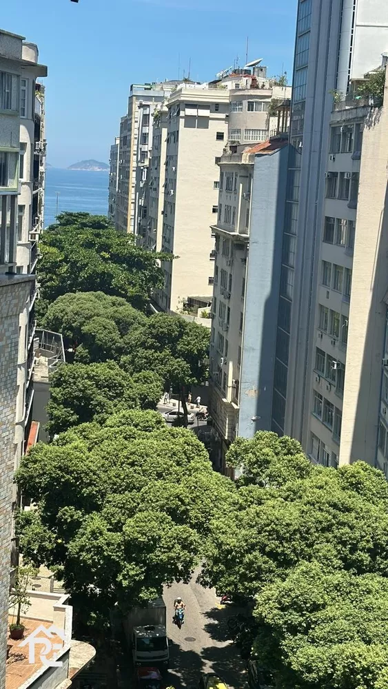 Apartamento à venda com 2 quartos, 100m² - Foto 1