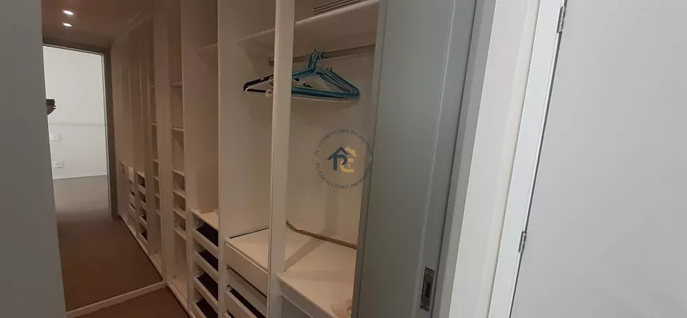 Apartamento, 4 quartos, 241 m² - Foto 14