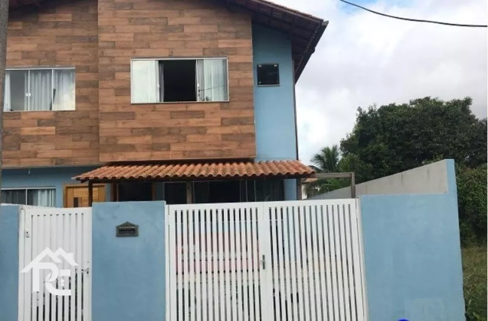 Casa à venda com 3 quartos, 140m² - Foto 1