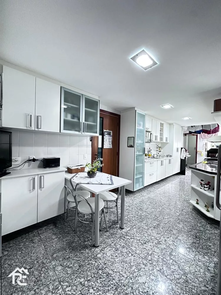 Apartamento, 4 quartos, 210 m² - Foto 12