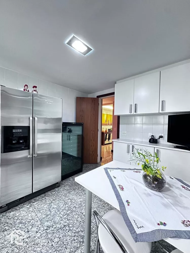 Apartamento, 4 quartos, 210 m² - Foto 15