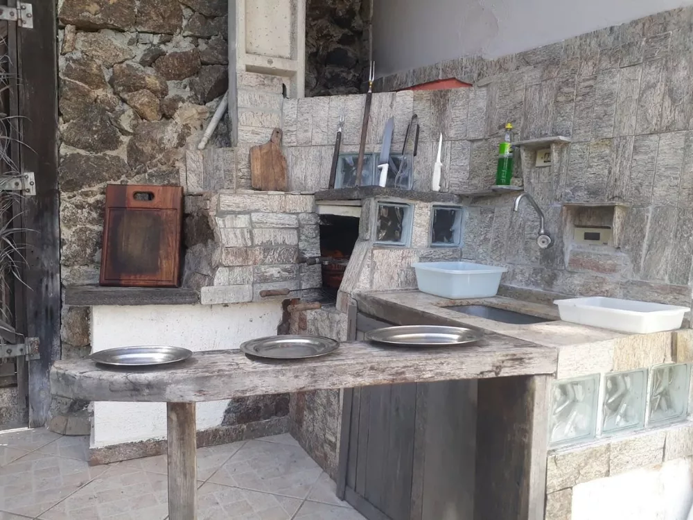 Casa, 4 quartos, 270 m² - Foto 10