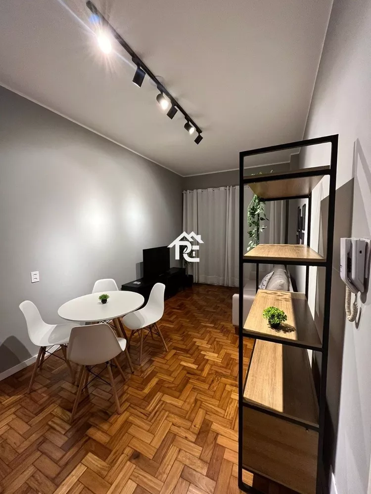 Apartamento à venda com 1 quarto, 50m² - Foto 1