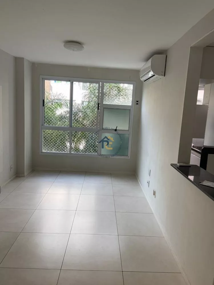 Apartamento à venda com 3 quartos, 80m² - Foto 1