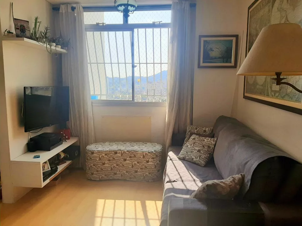 Apartamento à venda com 2 quartos, 59m² - Foto 2