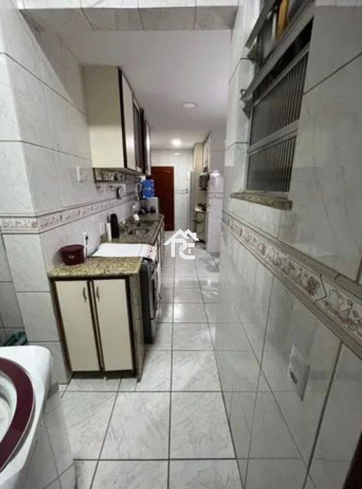 Apartamento à venda com 3 quartos, 176m² - Foto 4