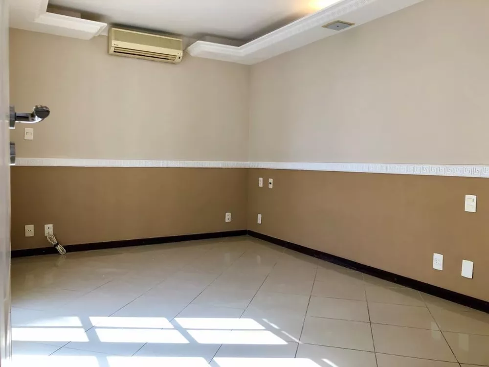 Casa, 4 quartos, 250 m² - Foto 13