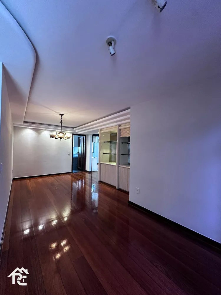 Apartamento, 3 quartos, 215 m² - Foto 11