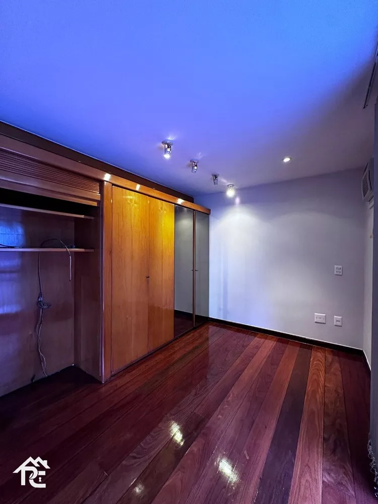 Apartamento, 3 quartos, 215 m² - Foto 16