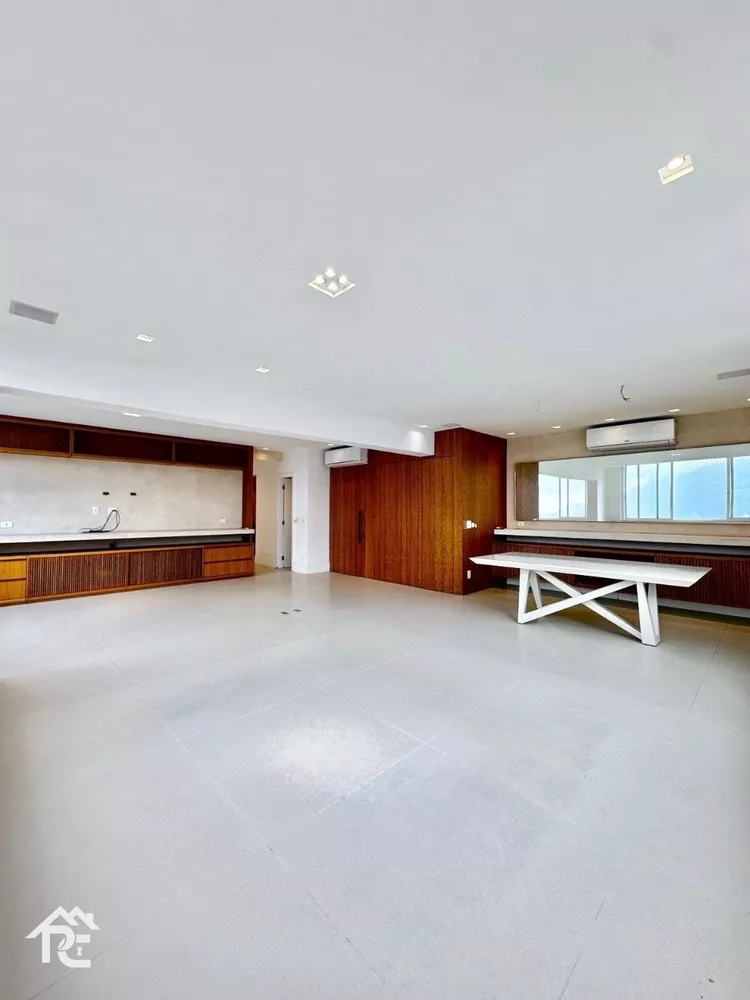 Apartamento, 3 quartos, 197 m² - Foto 4