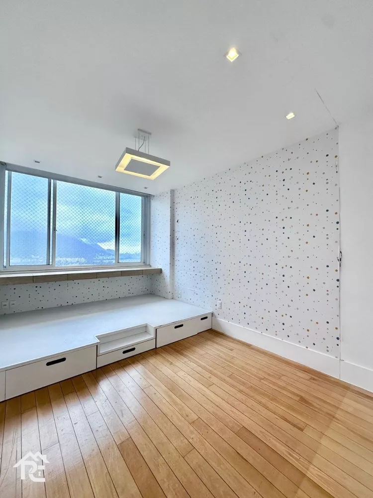Apartamento, 3 quartos, 197 m² - Foto 2