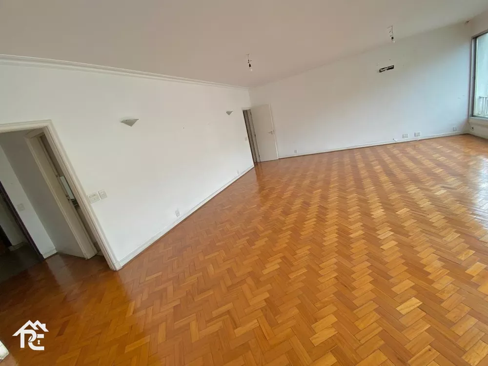 Apartamento à venda com 4 quartos, 220m² - Foto 3