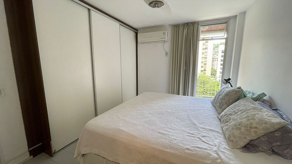 Apartamento à venda com 3 quartos, 110m² - Foto 5