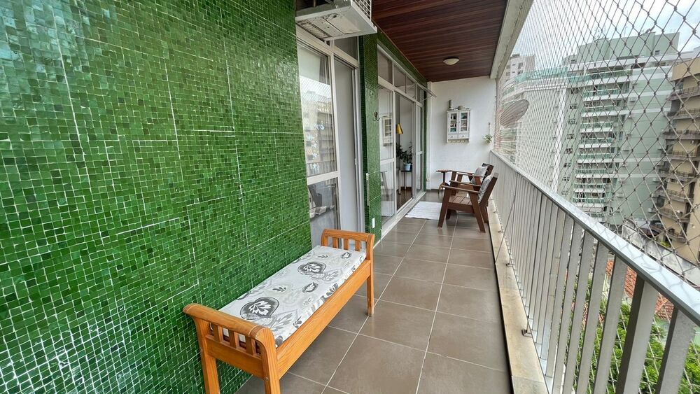 Apartamento à venda com 3 quartos, 110m² - Foto 1