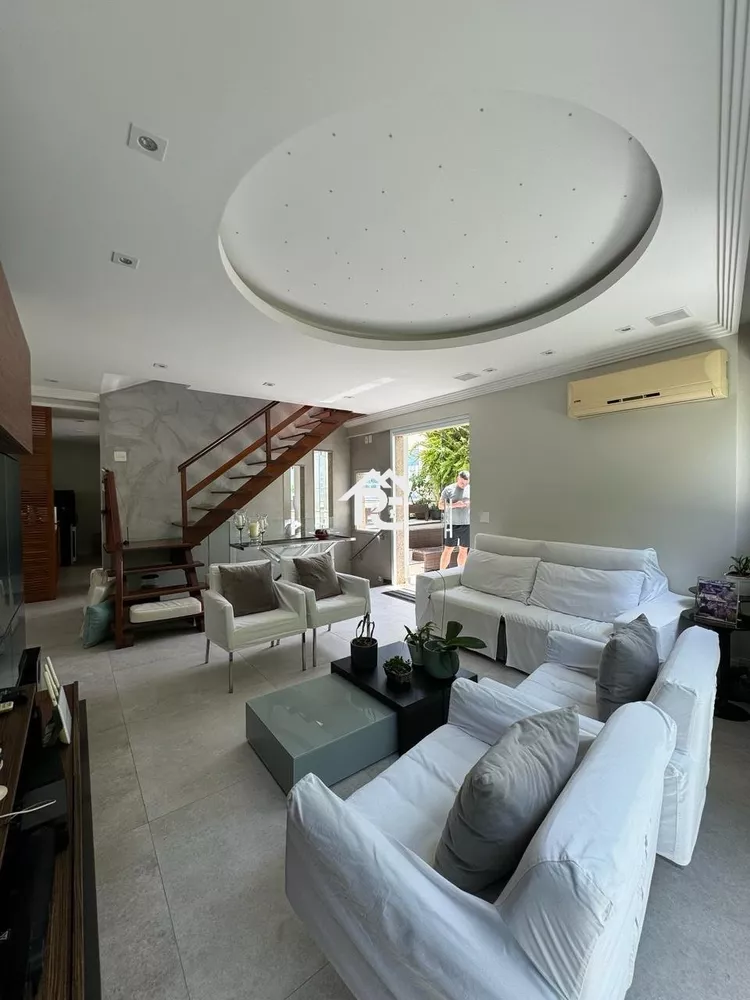 Cobertura, 4 quartos, 190 m² - Foto 1