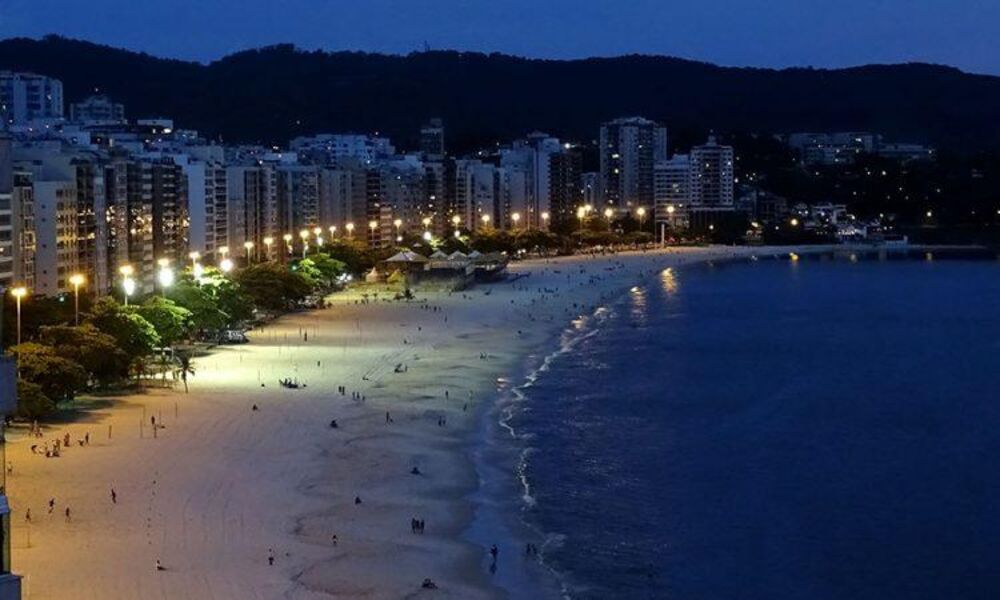 Apartamento à venda com 4 quartos, 150m² - Foto 8