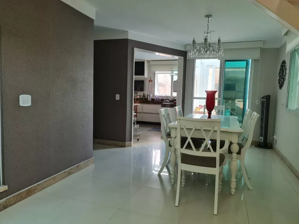 Casa, 3 quartos, 295 m² - Foto 4