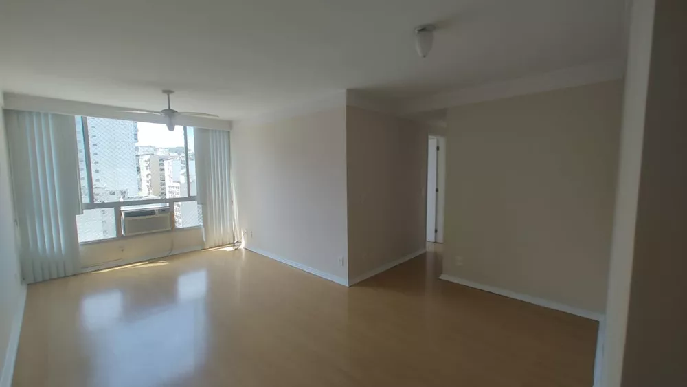 Apartamento à venda com 2 quartos, 80m² - Foto 3