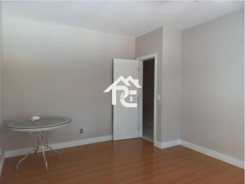 Casa, 3 quartos, 250 m² - Foto 14