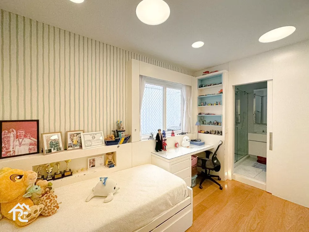 Apartamento, 3 quartos, 270 m² - Foto 3